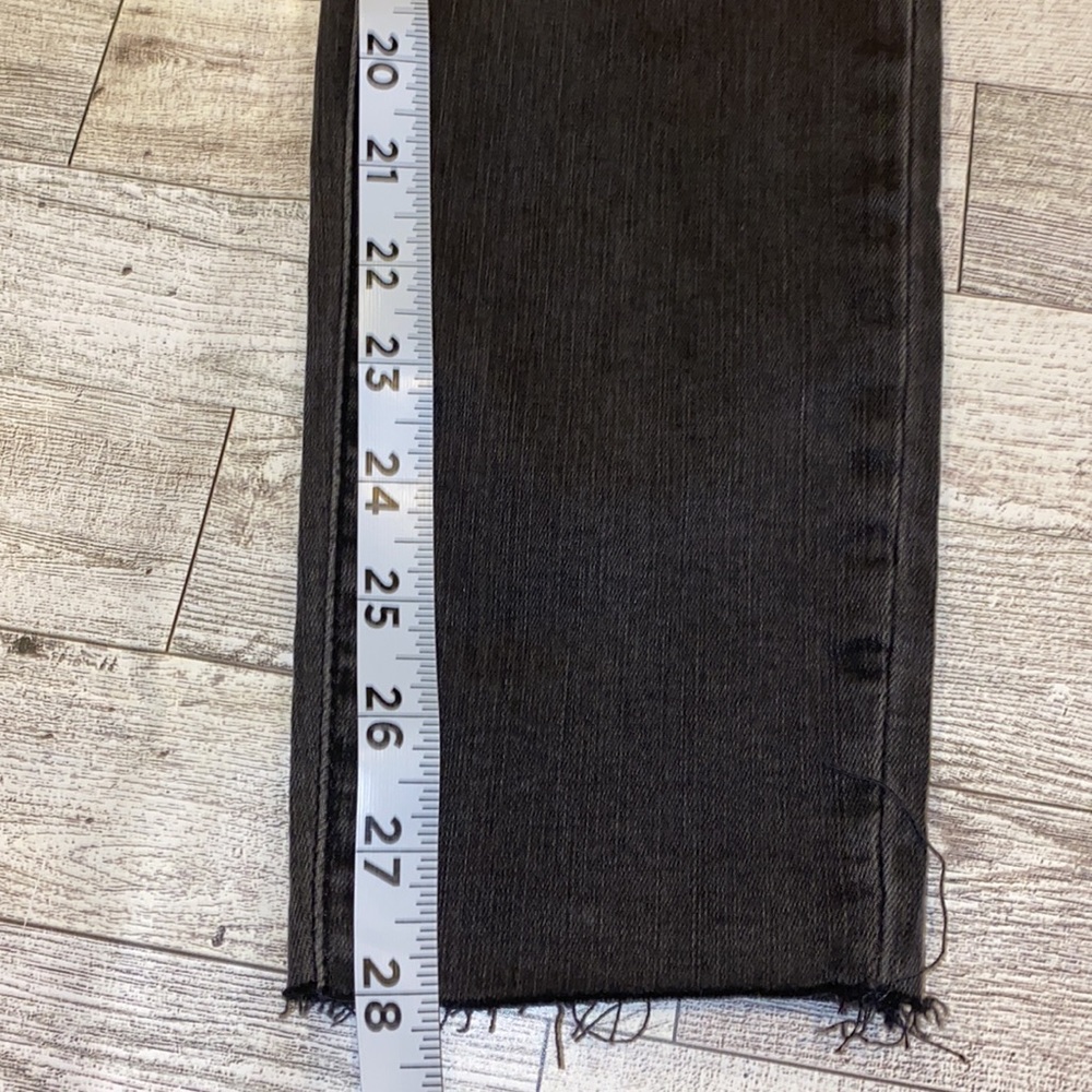 NWT!! Madewell Curvy High Rise Skinny Distressed Jeans Faded Black Size 27 - Picture 6 of 10